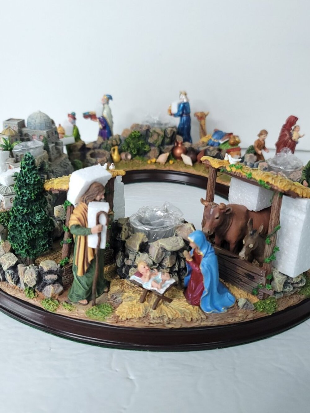 Nativity Centerpiece Jerusalem Candle Holder Danbury Mint Jesus Manger 4 Piece